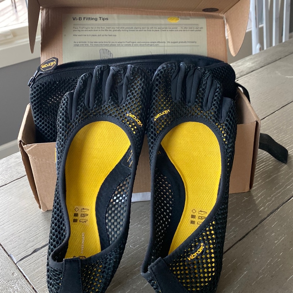 Vibram | NWT size 43 Five Fingers Women's Vi-B Shoe ballet flats Fast Shipping